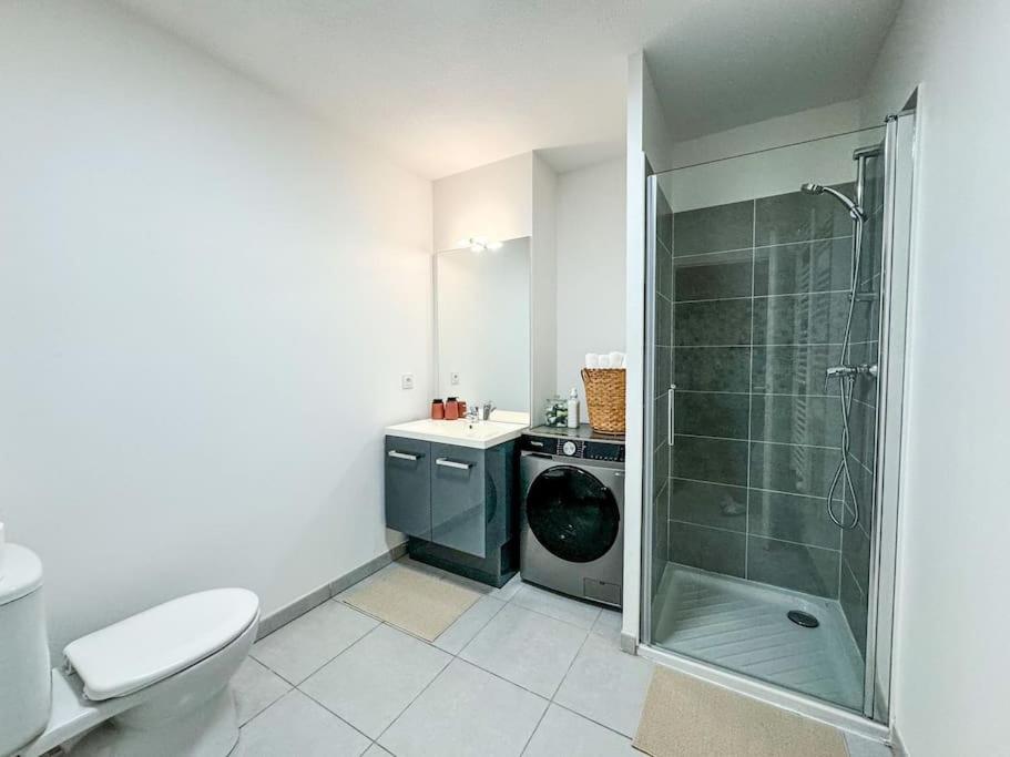 Lumineux & Confortable Toulouse Bagian luar foto